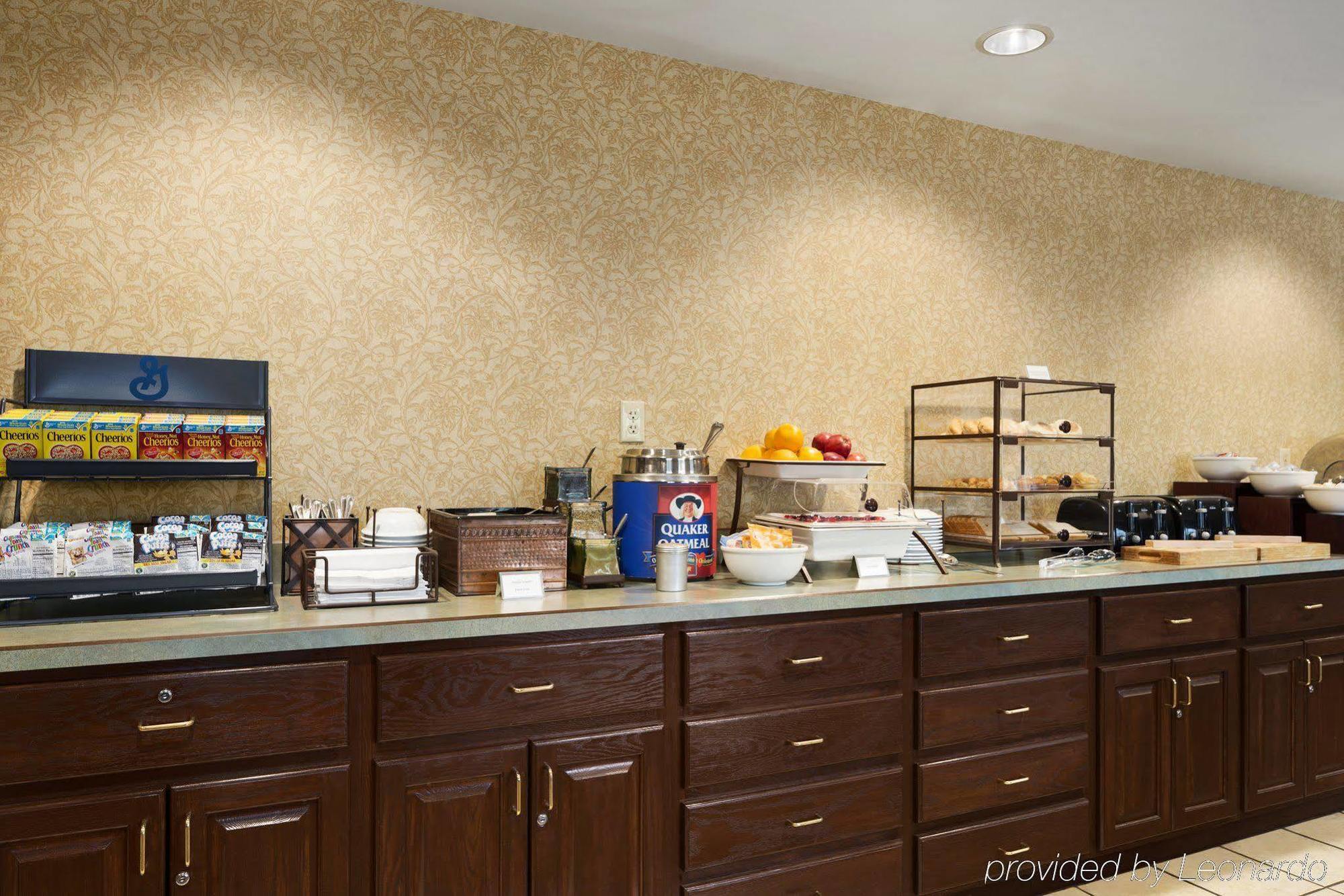 Country Inn & Suites By Radisson, Big Rapids, Mi Экстерьер фото